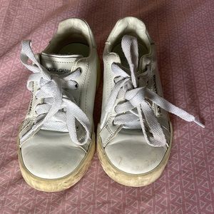 Preowned Dolce and Gabbana Sneakers